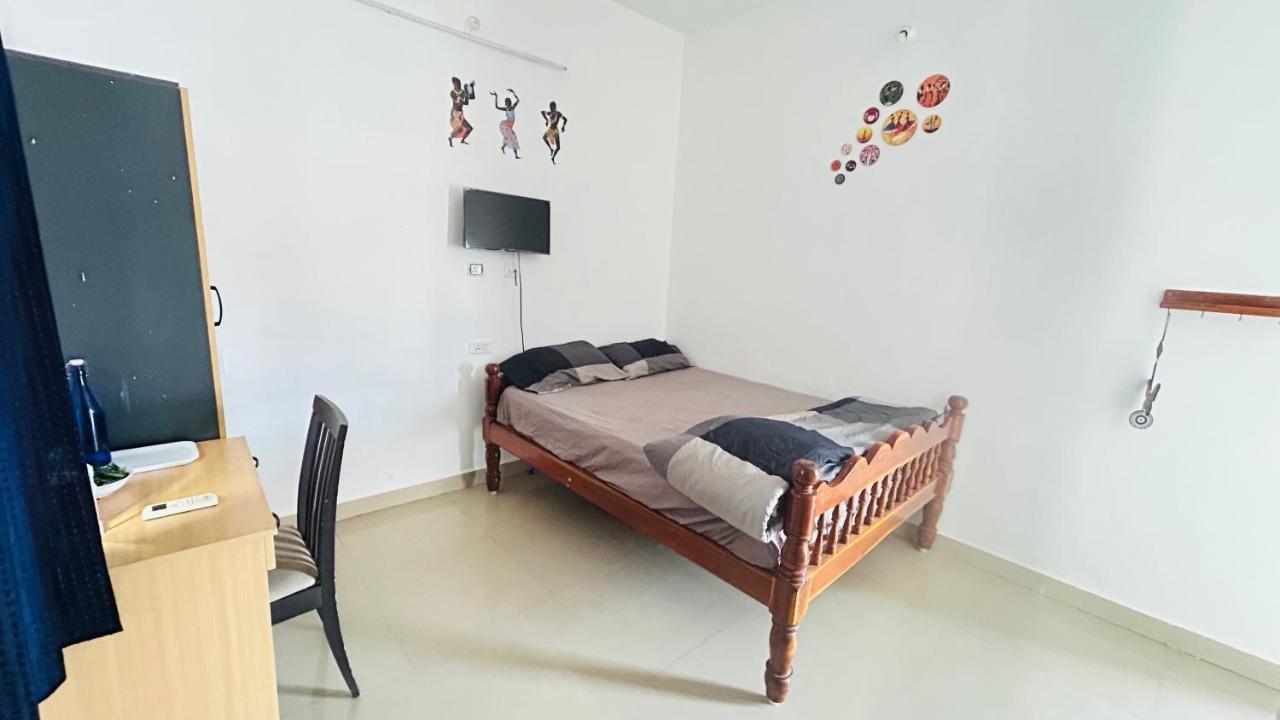 فندق Travstel & Casa De Neel بونديتْشيري المظهر الخارجي الصورة